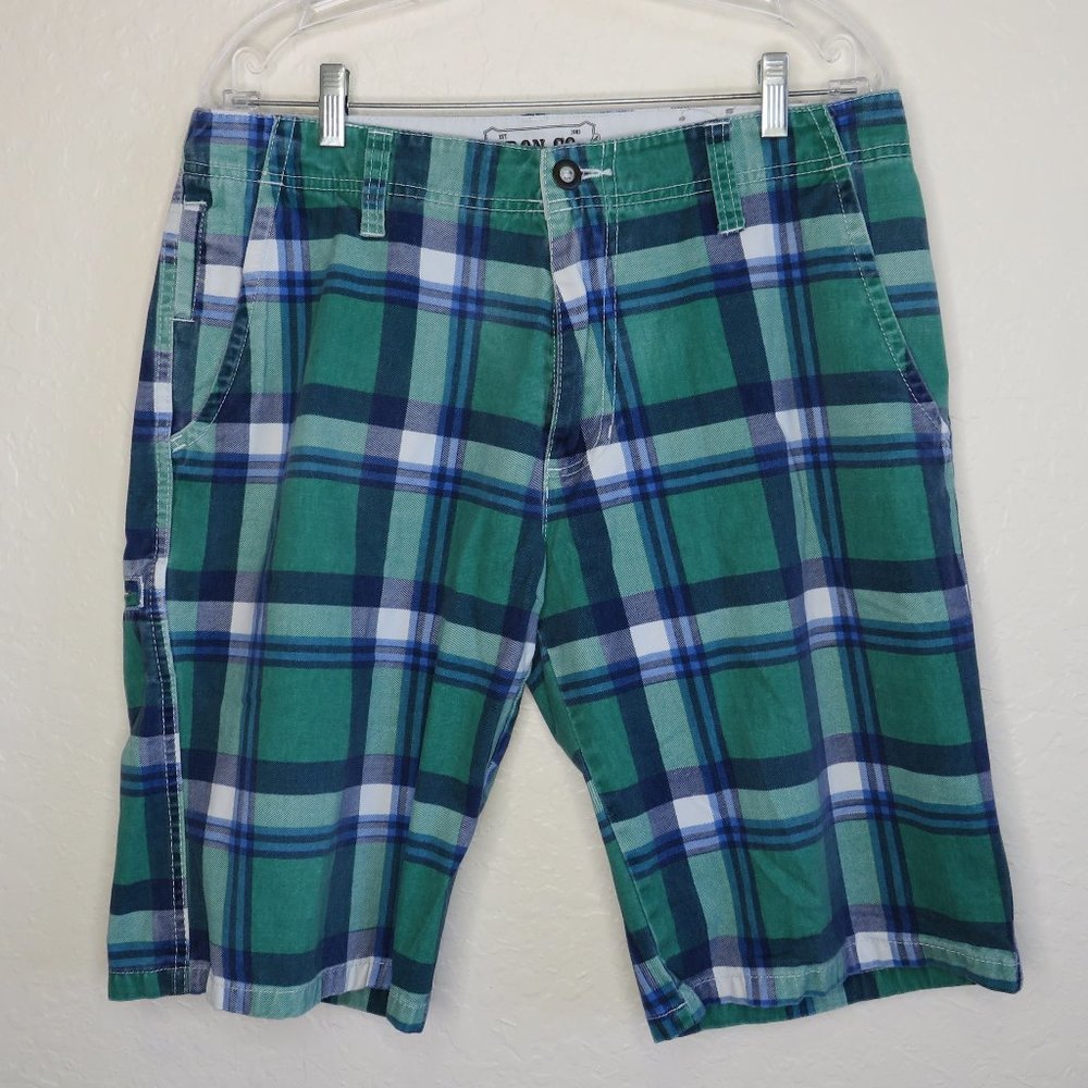 Iron Co.*‎ Men's 2" Belt Loop Multipocketed Plaid Flat Front Shorts~ Size 32